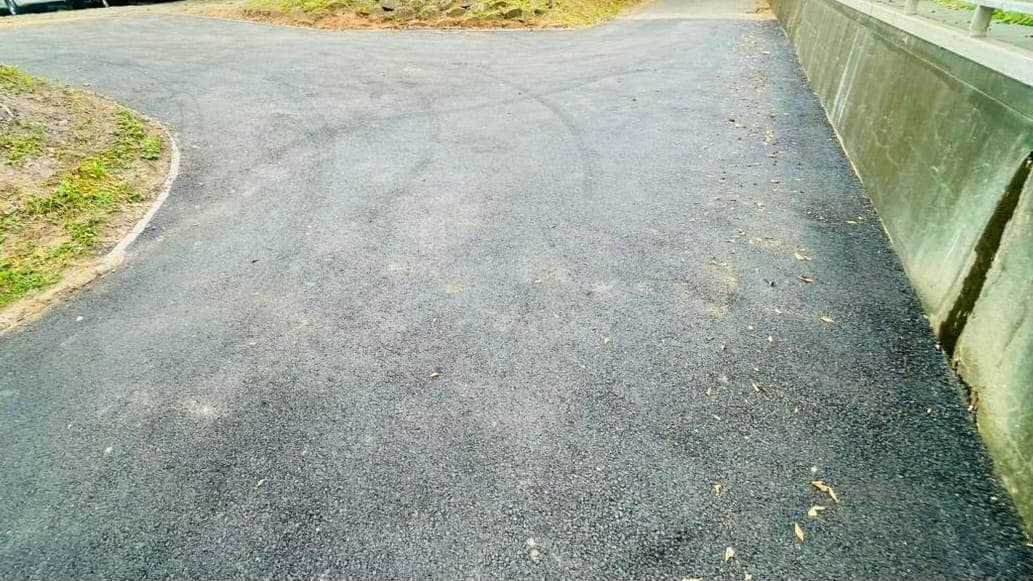 Completed tar driveway resurfacing