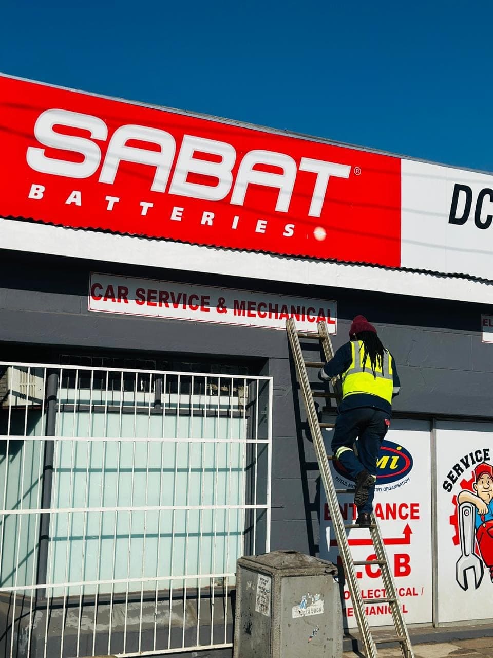 New signage installation, SABAT Batteries
