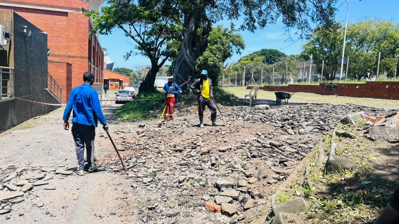 Driveway Tar Resurfacing